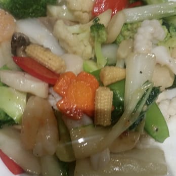 Eastern Sense - Seafood with mixed vegetables - Chinese Near Me - Vaughan, Ontario