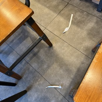 Chicken G's - trash on the floor - Halal Near Me - Fremont, California Chicken G's - trash on the floor - Halal Near Me - Fremont, California