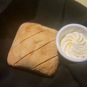 Amber Lantern Restaurant - Bread and butter - Seafood Near Me - Chesapeake, Virginia Amber Lantern Restaurant - Bread and butter - Seafood Near Me - Chesapeake, Virginia