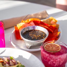 Fire Roasted Salsa and Chips