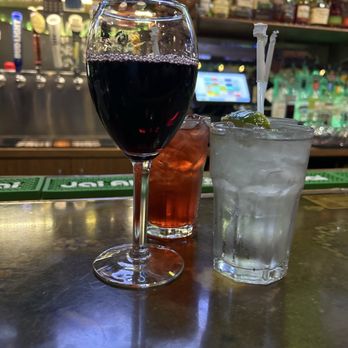 Igot's Martiki Bar - Dive Bars Near Me - Lake Worth, Florida