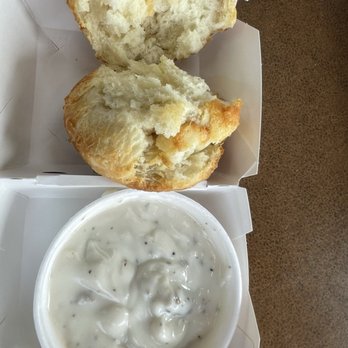 Hardee's - Open faced biscuit n gravy - Fast Food Near Me - Plant City, Florida