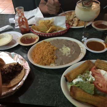 Los Bravos - Yummmmm - Mexican Near Me - Decatur, Georgia Los Bravos - Yummmmm - Mexican Near Me - Decatur, Georgia