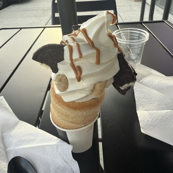 Crispy Cones - Cookie a la mode - Ice Cream & Frozen Yogurt Near Me - Layton, Utah