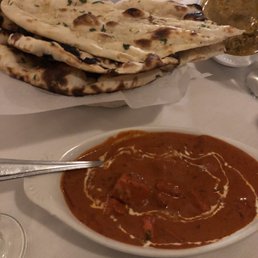 2 orders of Garlic Naan and Chicken Tikka Masala 2 orders of Garlic Naan and Chicken Tikka Masala