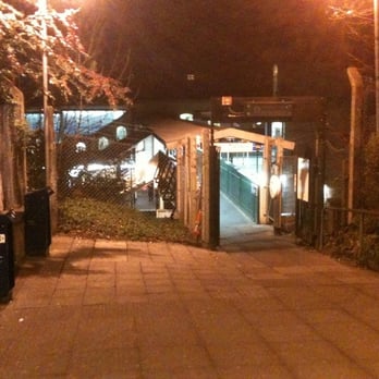 Finchley Central Station - Finchley Central - Train Stations Near Me - London, XGL