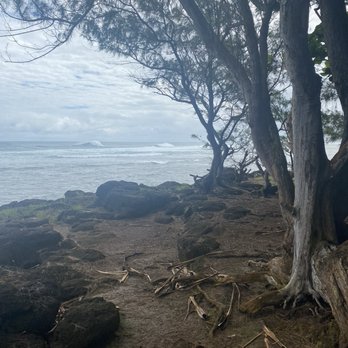 Sea Lodge Beach - Trail to beach - Beaches Near Me - Princeville, Hawaii Sea Lodge Beach - Trail to beach - Beaches Near Me - Princeville, Hawaii