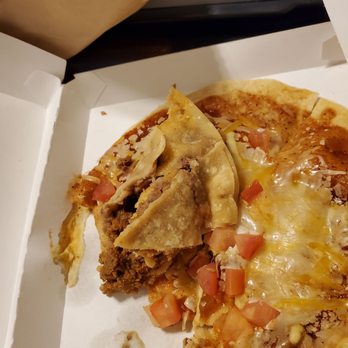 Taco Bell - Soggy Mexican pizza - Fast Food Near Me - Cross Roads, Texas