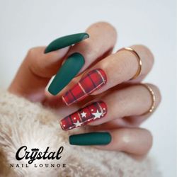Crystal Nail Lounge - 10% OFF gift cards $60+
 10% OFF for groups of 3+
 10% OFF any full set
 Spend $60 on retail, get a free lotion
EXP: Dec 31st
