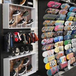 Help Boardshop - Skateboard shoes