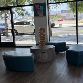 Philly Freeze-Me - Seating - Ice Cream & Frozen Yogurt Near Me - Las Vegas, Nevada Philly Freeze-Me - Seating - Ice Cream & Frozen Yogurt Near Me - Las Vegas, Nevada