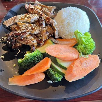 Kimoto Sake and Sushi - Beef Teriyaki Plate - Sushi Bars Near Me - Modesto, California