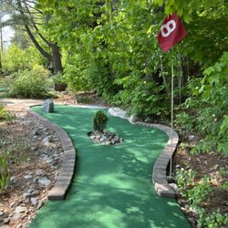 Winni Putt - Hole 8