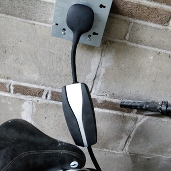 Lakoh's Electric - Electricians Near Me - Mississauga, Ontario Lakoh's Electric - Electricians Near Me - Mississauga, Ontario
