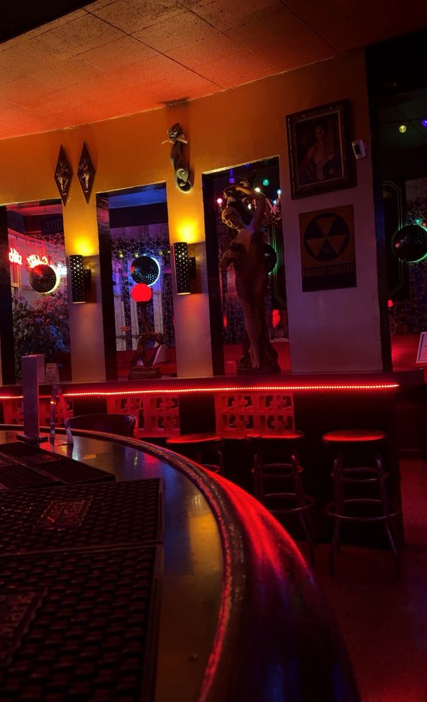 The Shelter Cocktail Lounge