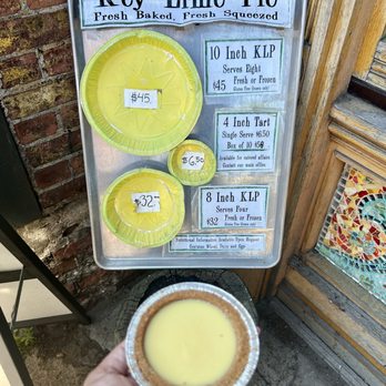 Steve’s Authentic Key Lime Pie - 4 Inch Tart - July 2025 - Bakeries Near Me - Brooklyn, New York Steve’s Authentic Key Lime Pie - 4 Inch Tart - July 2025 - Bakeries Near Me - Brooklyn, New York