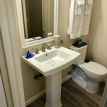 Pacific Crest Hotel Santa Barbara - Room #16 - Hotels Near Me - Santa Barbara, California Pacific Crest Hotel Santa Barbara - Room #16 - Hotels Near Me - Santa Barbara, California