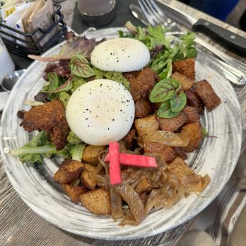 Yaz's Table - EGYPTIAN BUFTEK "COUNTRY FRIED" STEAK N' EGGS - Breakfast & Brunch Near Me - Abington, Massachusetts