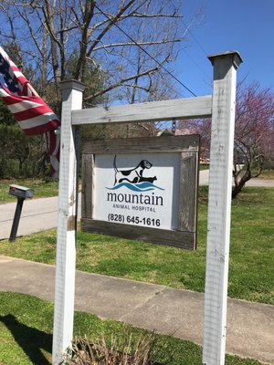 Mountain Animal Hospital 18 Moore Street Weaverville Nc Veterinarians Mapquest