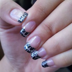 Healani's Nails - The shattered effect(: