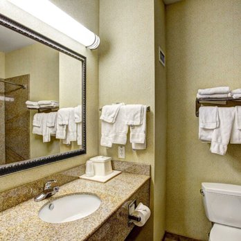Quality Suites - Hotels Near Me - Copperas Cove, Texas