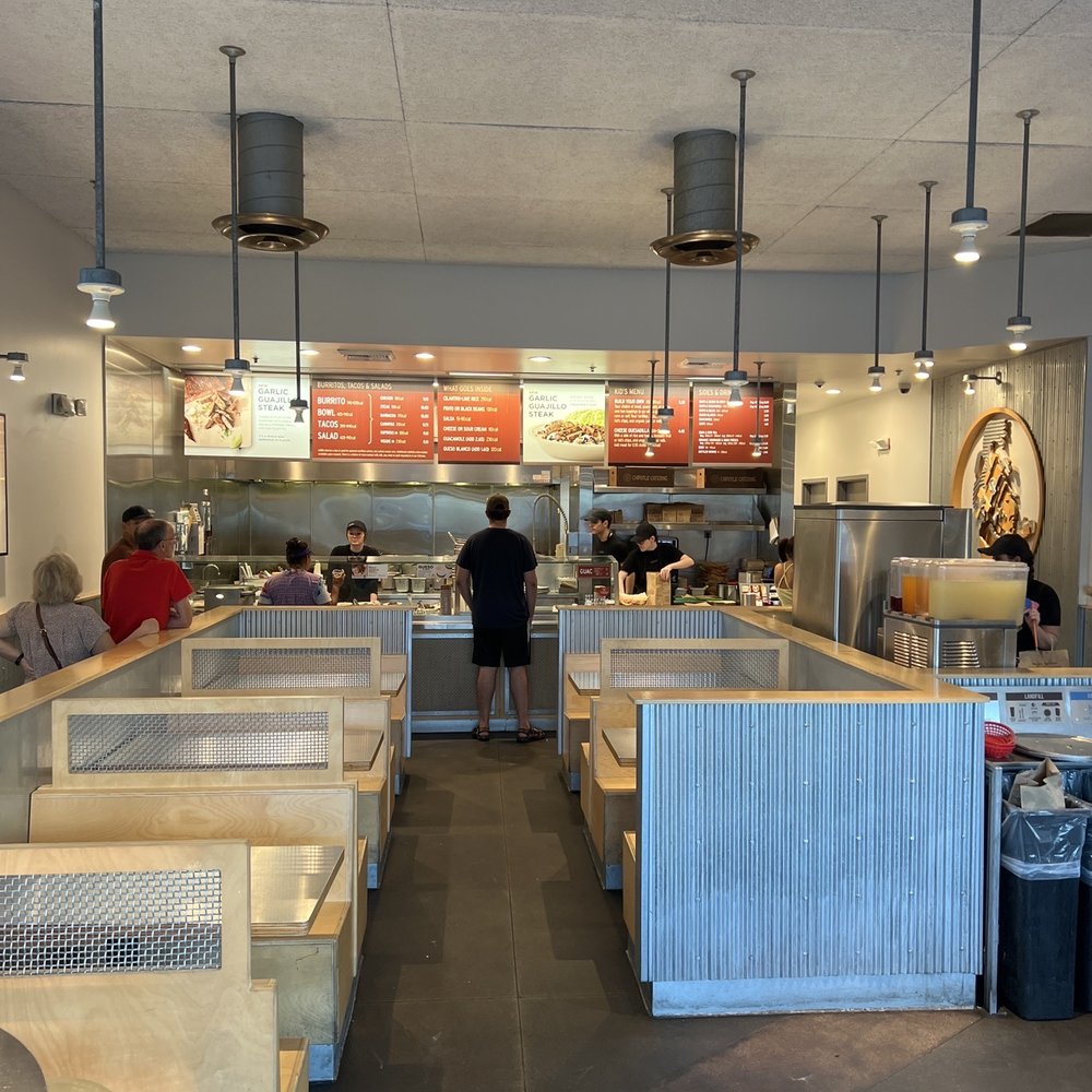 Chipotle Mexican Grill - Chipotle!dining inside the restaurant! - Fast Food Near Me - Valencia, California Chipotle Mexican Grill - Chipotle!dining inside the restaurant! - Fast Food Near Me - Valencia, California