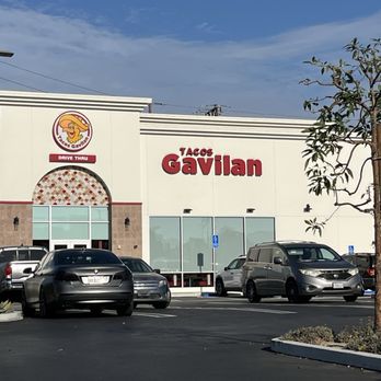 Tacos Gavilan - Building - Mexican Near Me - Norwalk, California
