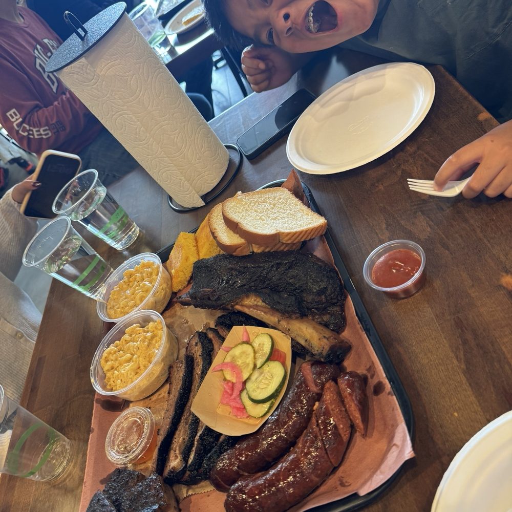 Belly Barbecue - Beef ribs, beef briskets, sausages, corn bread, and Mac &cheese - Barbeque Near Me - Folsom, California Belly Barbecue - Beef ribs, beef briskets, sausages, corn bread, and Mac &cheese - Barbeque Near Me - Folsom, California