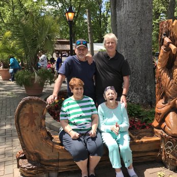 Mike Linnig's Restaurant - One patio. Moms birthday with three her children. - Seafood Near Me - Louisville, Kentucky