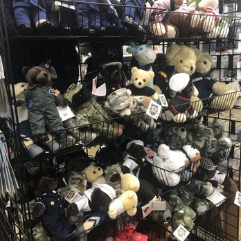 Hanscom Exchange - Accessories Near Me - Hanscom AFB, Massachusetts