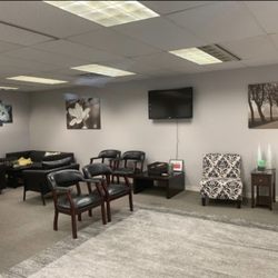 Wisdom Teeth - Patient waiting area
