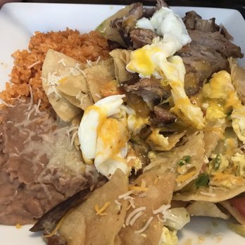 Toasted Bun - Chilaquiles - Breakfast & Brunch Near Me - Glendale, California Toasted Bun - Chilaquiles - Breakfast & Brunch Near Me - Glendale, California