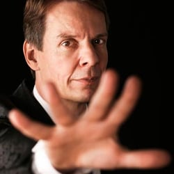 Jörg Alexander - Alles Wunder - Magie & Kulinarik im Teamtheater