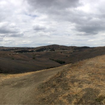 La Sierra Trail Loop - Hiking Near Me - Chino Hills, California