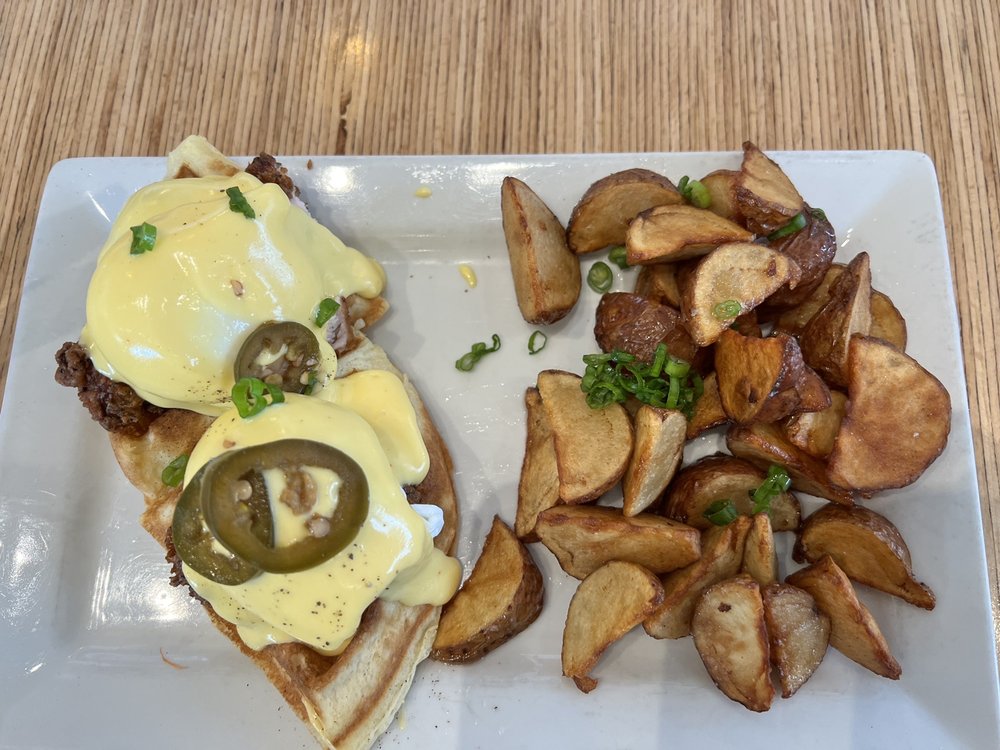 YOLK’S BREAKFAST 104 Photos & 121 Reviews 1598 E Hastings St