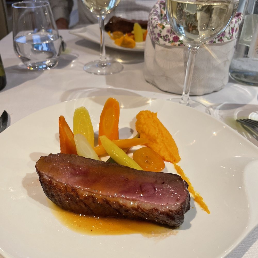 L'Epigramme - Tender duck filet - French Near Me - Paris, 75 L'Epigramme - Tender duck filet - French Near Me - Paris, 75