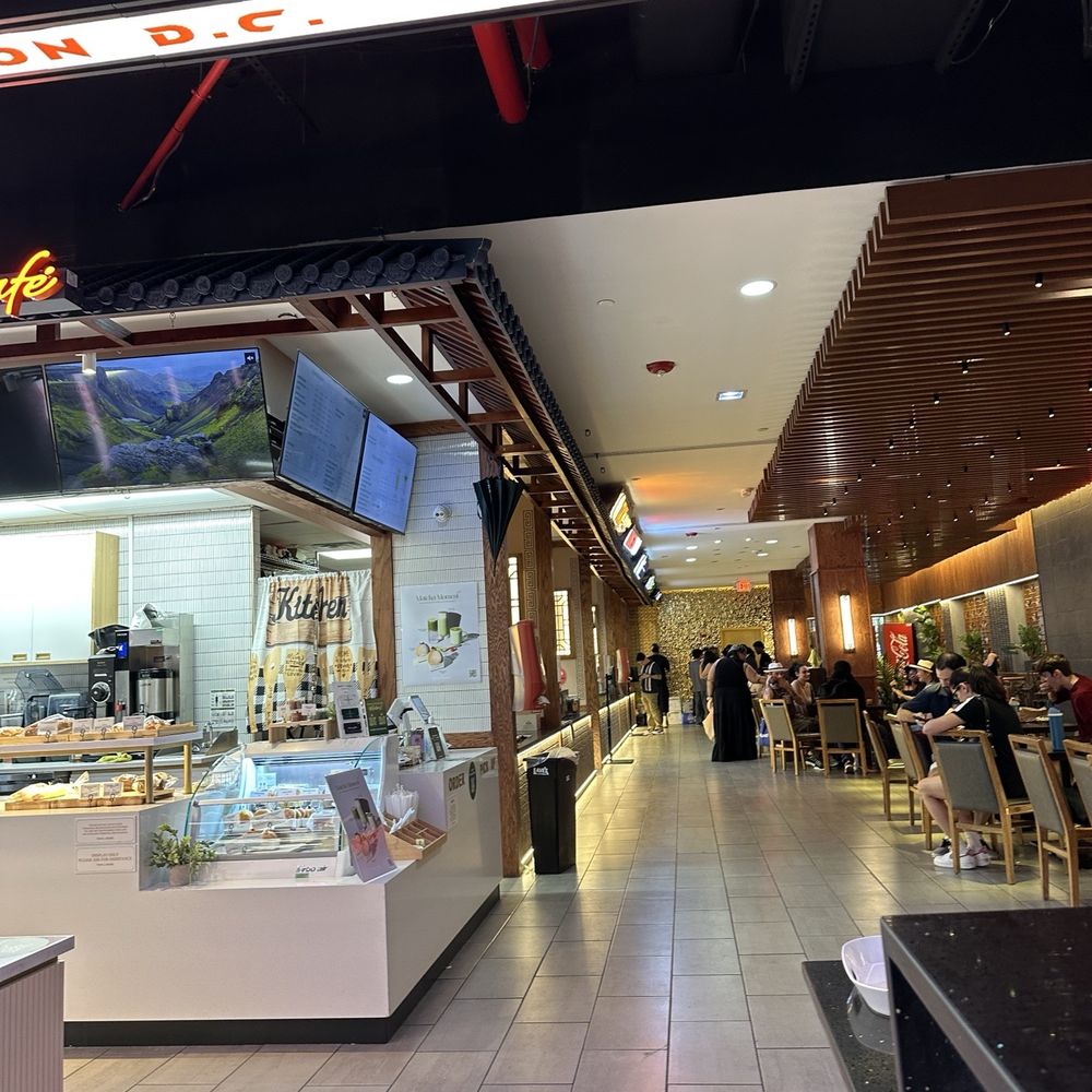 Tous Les Jours - Space and counter - Coffee & Tea Near Me - Washington, DC, District of Columbia Tous Les Jours - Space and counter - Coffee & Tea Near Me - Washington, DC, District of Columbia