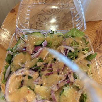 Crispelli's Bakery & Pizzeria - Garden salad - Pizza Near Me - Grosse Pointe Woods, Michigan
