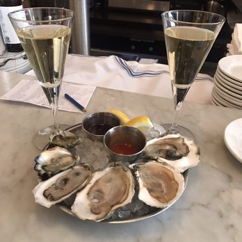Neptune Oyster - Oysters and champagne - Seafood Near Me - Boston, Massachusetts Neptune Oyster - Oysters and champagne - Seafood Near Me - Boston, Massachusetts