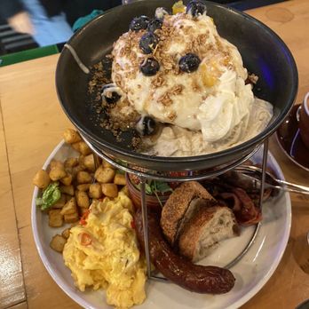 NextDoor Restaurant - Brunch tower - Canadian (New) Near Me - Markham, Ontario