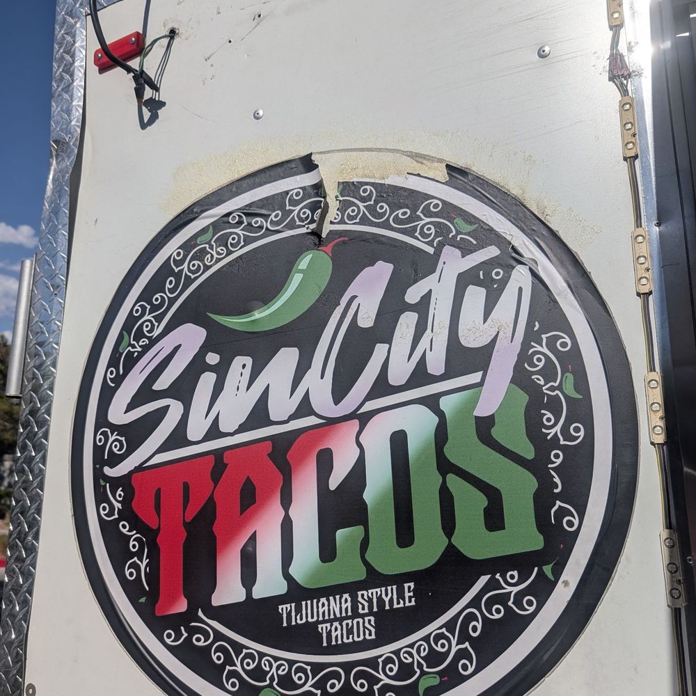 Sin City Tacos - If you see this taco truck at your apartment complex, get there early! - Food Trucks Near Me - Las Vegas, Nevada Sin City Tacos - If you see this taco truck at your apartment complex, get there early! - Food Trucks Near Me - Las Vegas, Nevada