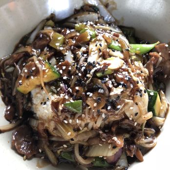 Madame Woo - Teriyaki Bowl - Asian Fusion Near Me - Trois-Rivières, Quebec