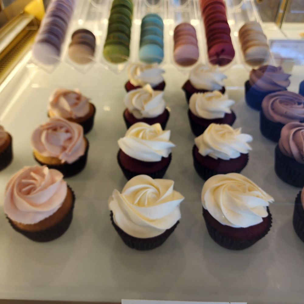 Marvel Cake - Bakeries Near Me - Campbell, California
