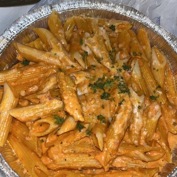 Gino's Parlor of Sandy Hook - Penne alla vodka - Pizza Near Me - Sandy Hook, Connecticut Gino's Parlor of Sandy Hook - Penne alla vodka - Pizza Near Me - Sandy Hook, Connecticut