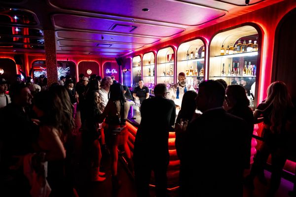 Sapphire Las Vegas Gentlemen's Club by null