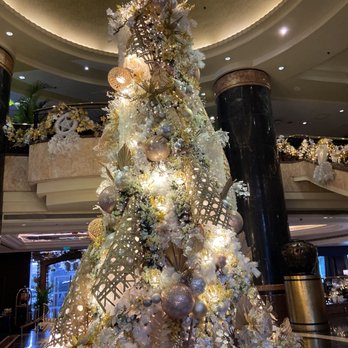 Diamond Hotel - Christmas Tree - Hotels Near Me - Manila, NCR