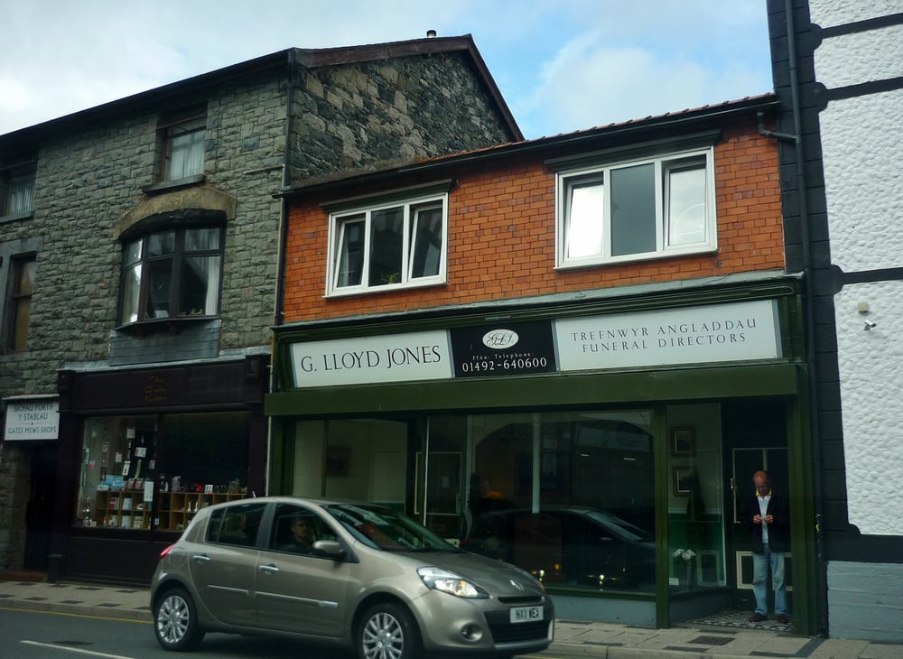 G LLOYD JONES - Updated October 2024 - Ancaster Square, Llanrwst, Conwy