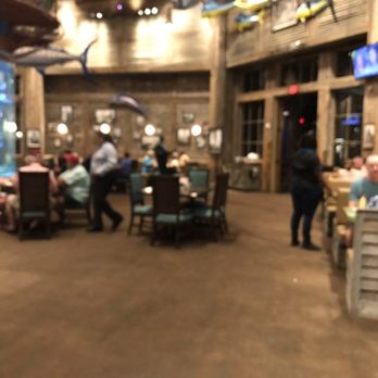 Uncle Buck's Fishbowl & Grill - American Near Me - Memphis, Tennessee