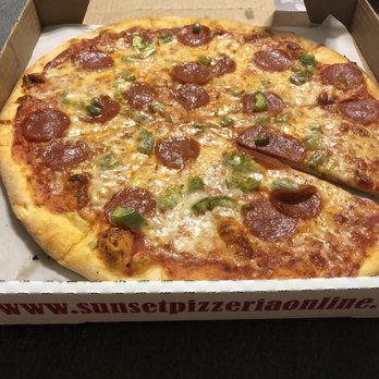 Sunset Pizzeria - Pizza Near Me - Henderson, Nevada