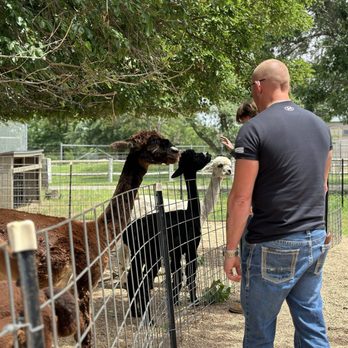 Tanganyika Wildlife Park - Zoos Near Me - Goddard, Kansas Tanganyika Wildlife Park - Zoos Near Me - Goddard, Kansas